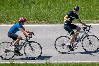prahain.cz/doprava/nelegalni-tuning-u-kazdeho-desateho-elektrokola-nabizeji-ho-prodejci-27383.html?utm_source=www.seznam.cz&utm_medium=seznam_distribuce&utm_campaign=lide